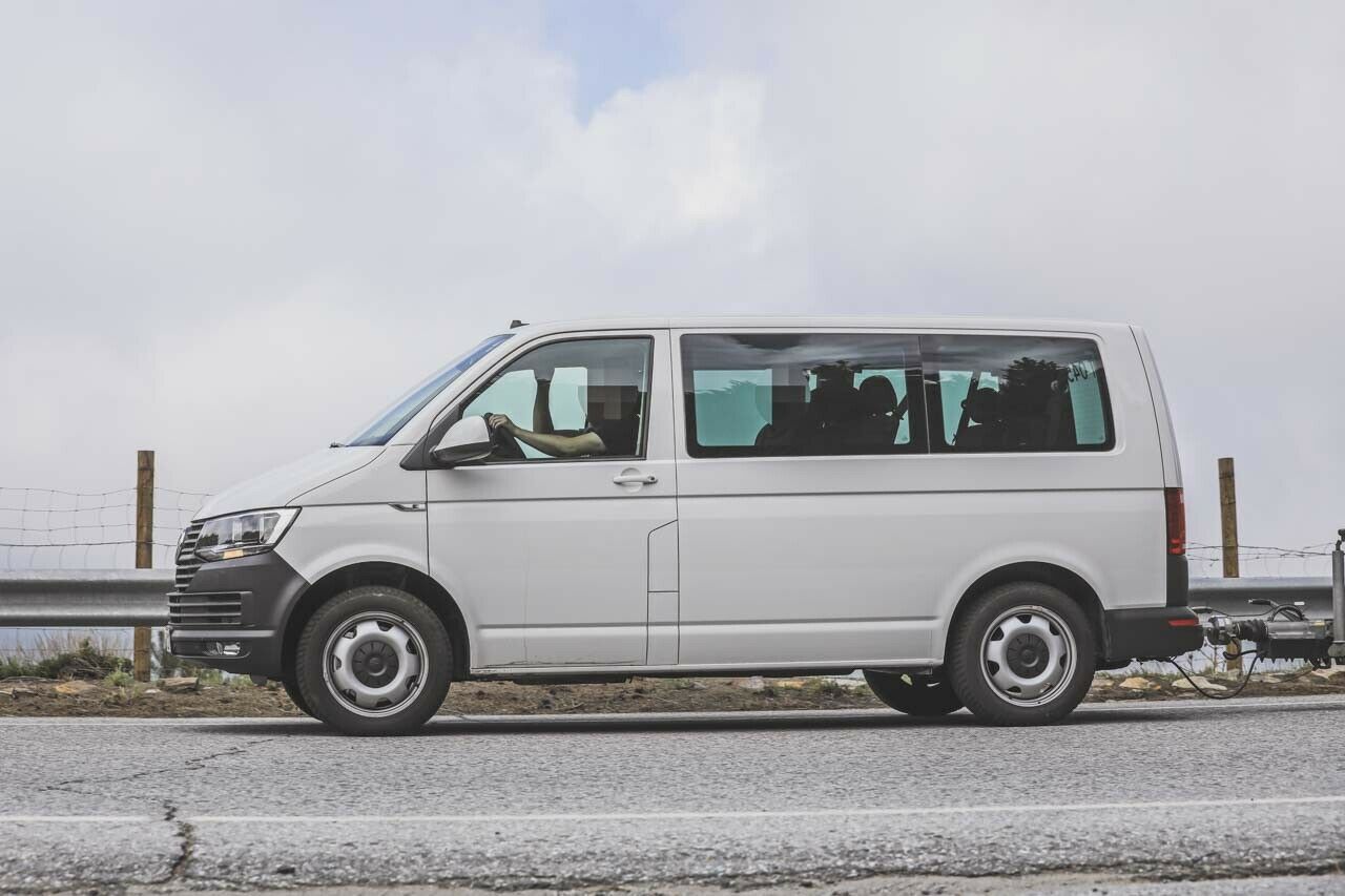 Bei den Assistenten hat der VW Transporter deutlichen Nachholbedarf, vor allem gegenüber dem moderneren Crafter