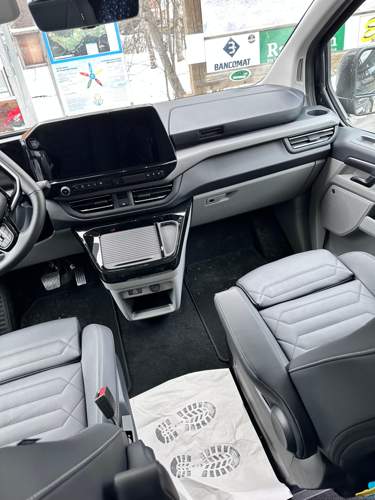 Cockpit2
