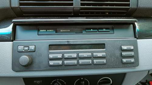 Radio von vorne