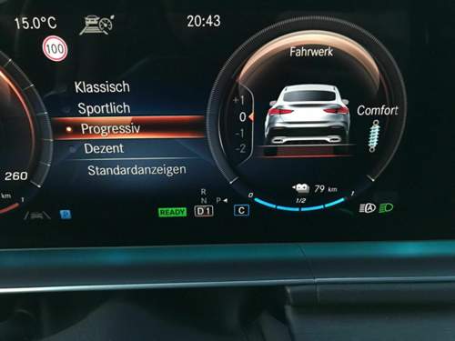 Fahrerdisplay.jpg