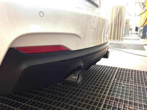 M Performance Schalldämpfer-System mit Carbon Endrohrblenden