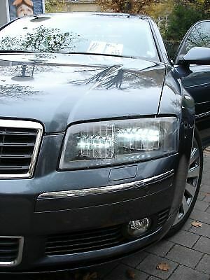 Neulich bei Ingolstadt!Audi S6 mit grellen bläulichen Leds in den Standlichtern!