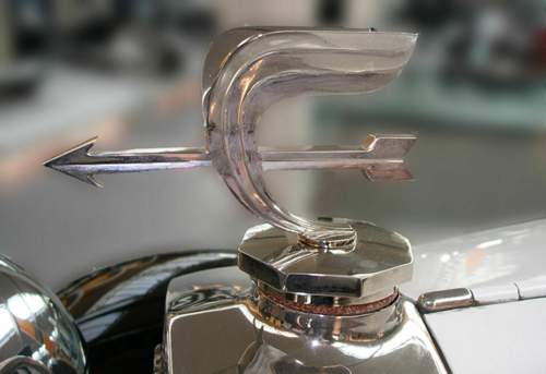 Datei_Horch K?hlerfigur-1.jpg