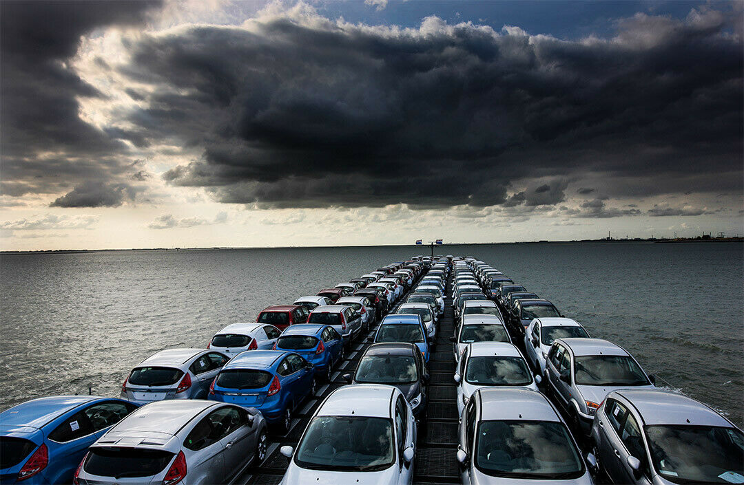 Die Zahl der Auto-Neuzulassungen sinkt im Vergleich zum Vorjahr deutlich