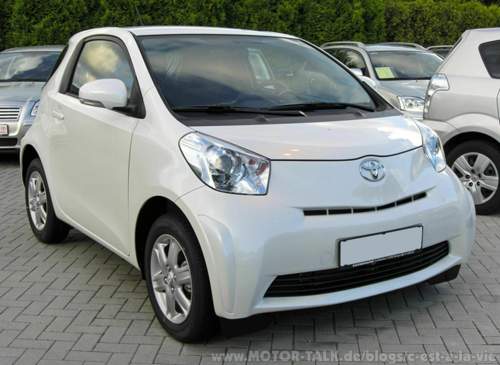 Toyota-iq-20090621-front
