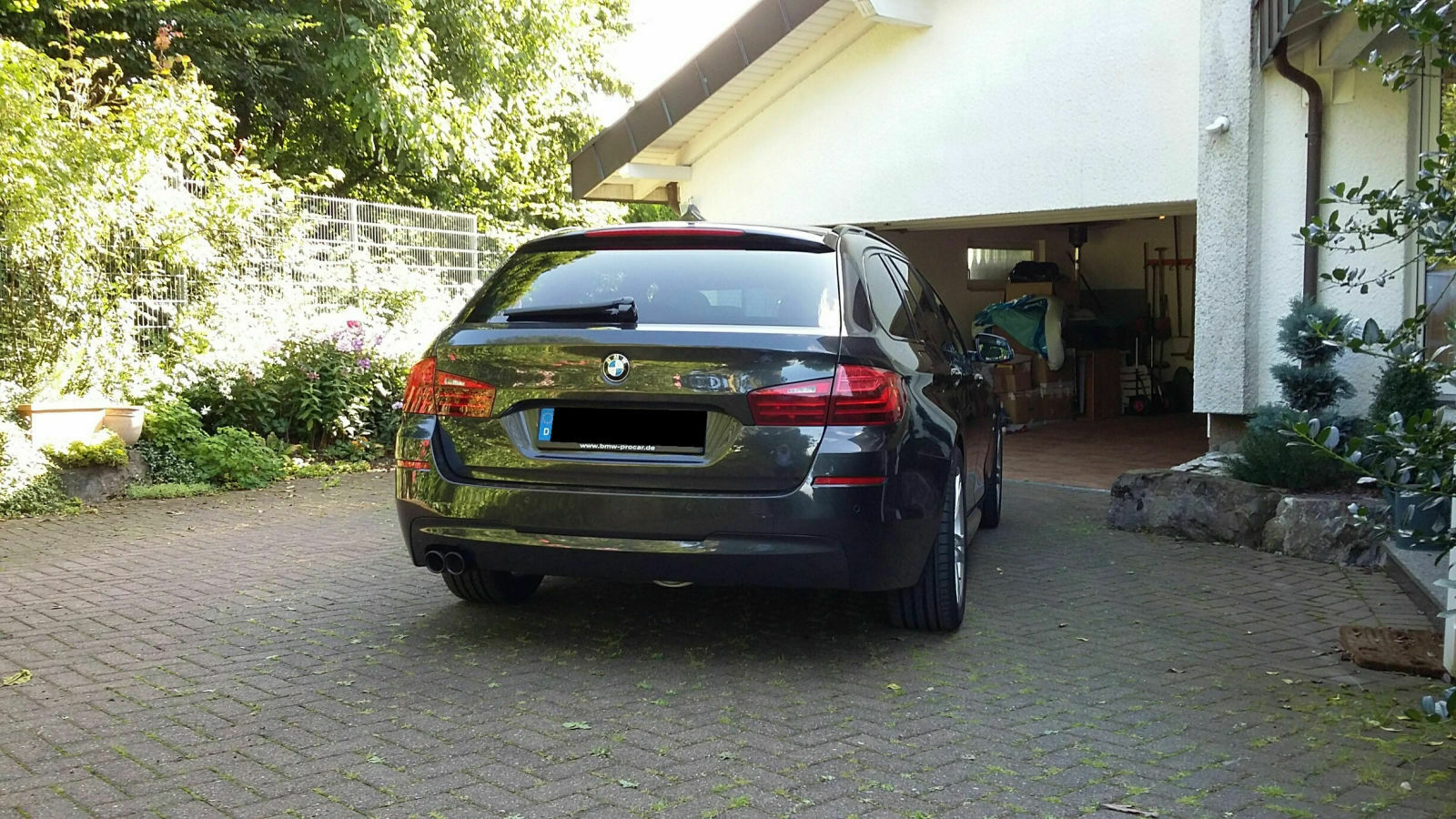 Nicht auslachen bitte: Spurplatten auf Serien Räder Styling 236?