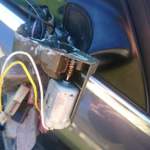 Der Kaputt E-Motor und das eingesetzte Gehäuse. Außerdem sieht man das erste Übersetzungsrad-