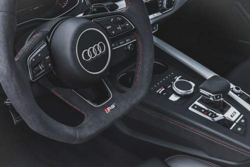 Lenkrad im Audi RS5: RS steht drauf, Alcantara ist drum