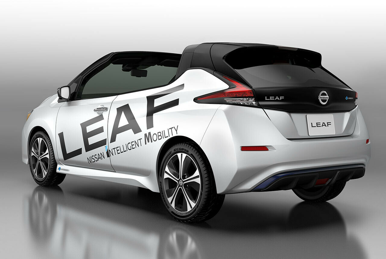 Vor etwa 100 Gästen enthüllte Nissan den offenen Leaf anlässlich des 100.000. verkauften Leaf mit Dach