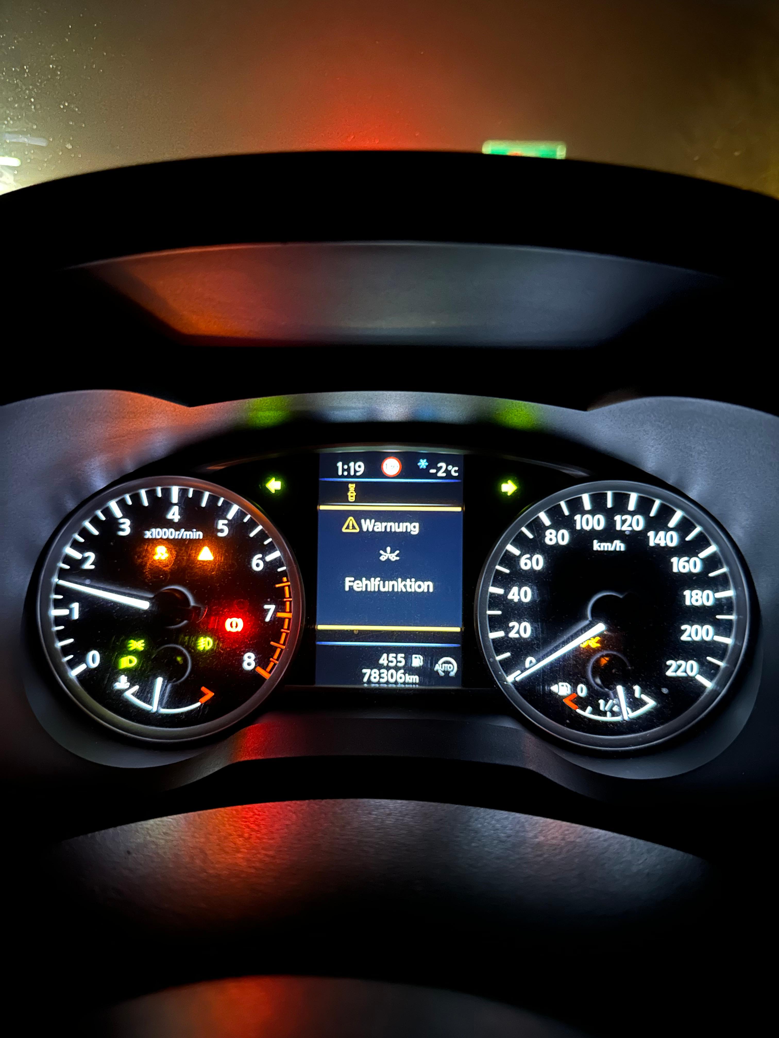 Nissan Micra K14 2020 ruckelt sporadisch