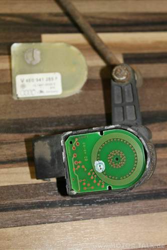 Audie A8 4e Niveausensor 2