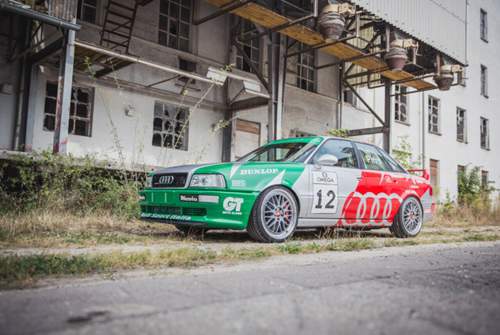 Das Fahrwerk des Audi 80 stammt von H&R und wurde für Christians Umbau angefertigt