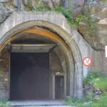Die obere Tunneleinfahrt
