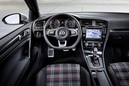 Golf 7 GTI mit Karo-Cockpit
