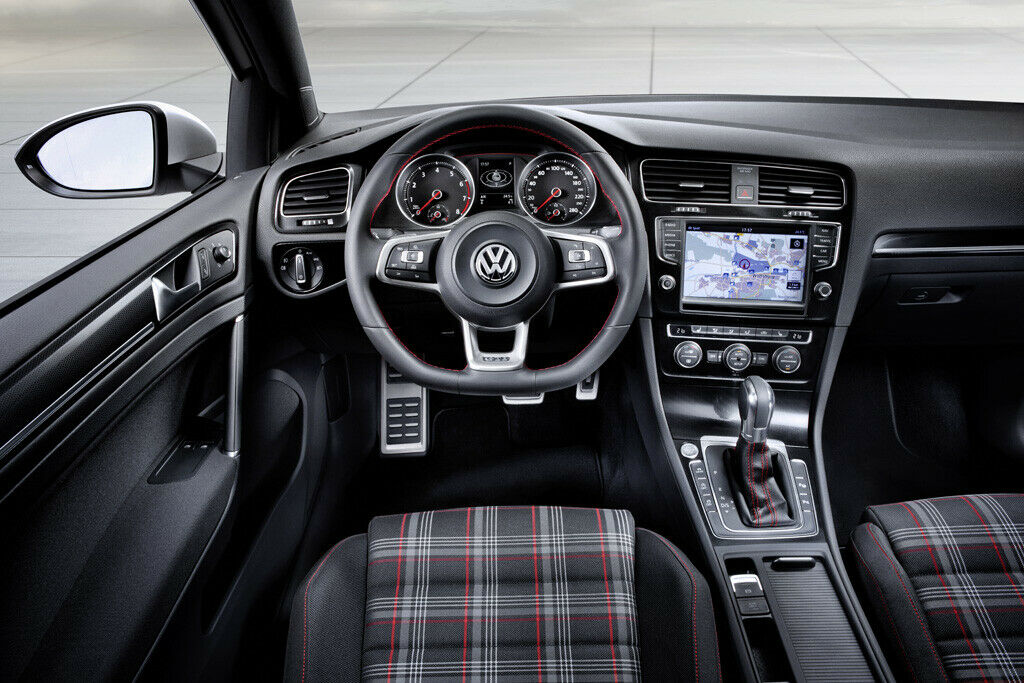 Golf 7 GTI mit Karo-Cockpit