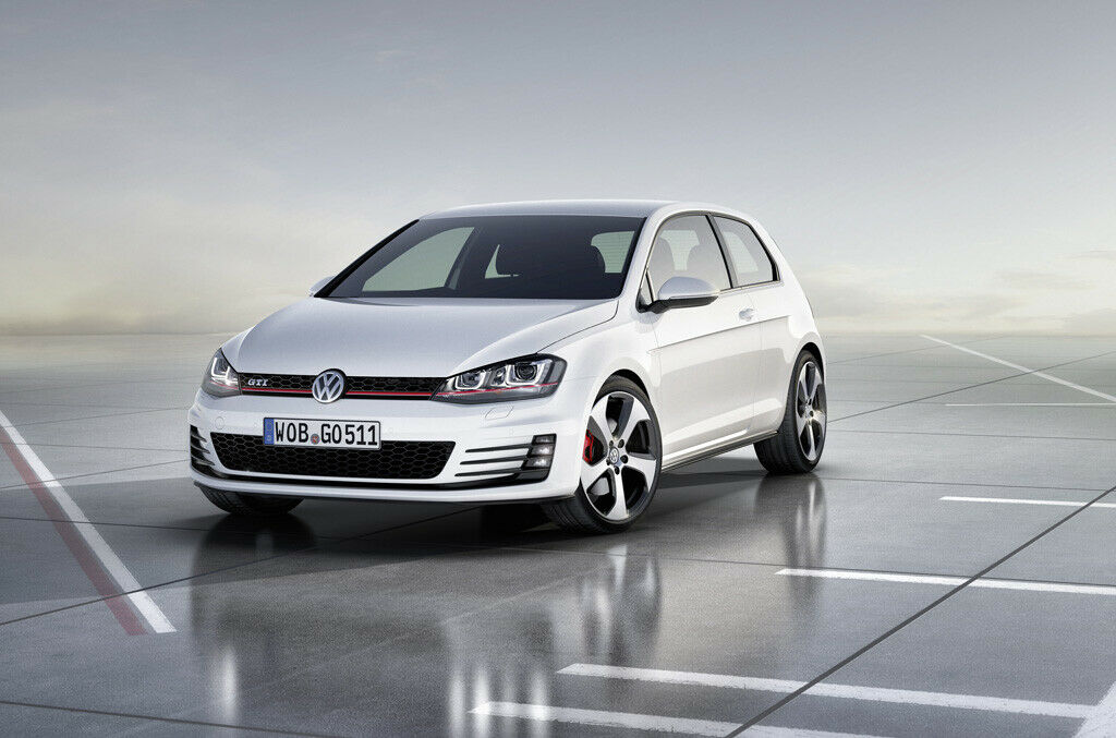 Golf 7 GTI: Zierstreifen und Lufthutzen