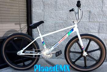 2015-haro-24-master-bike-white