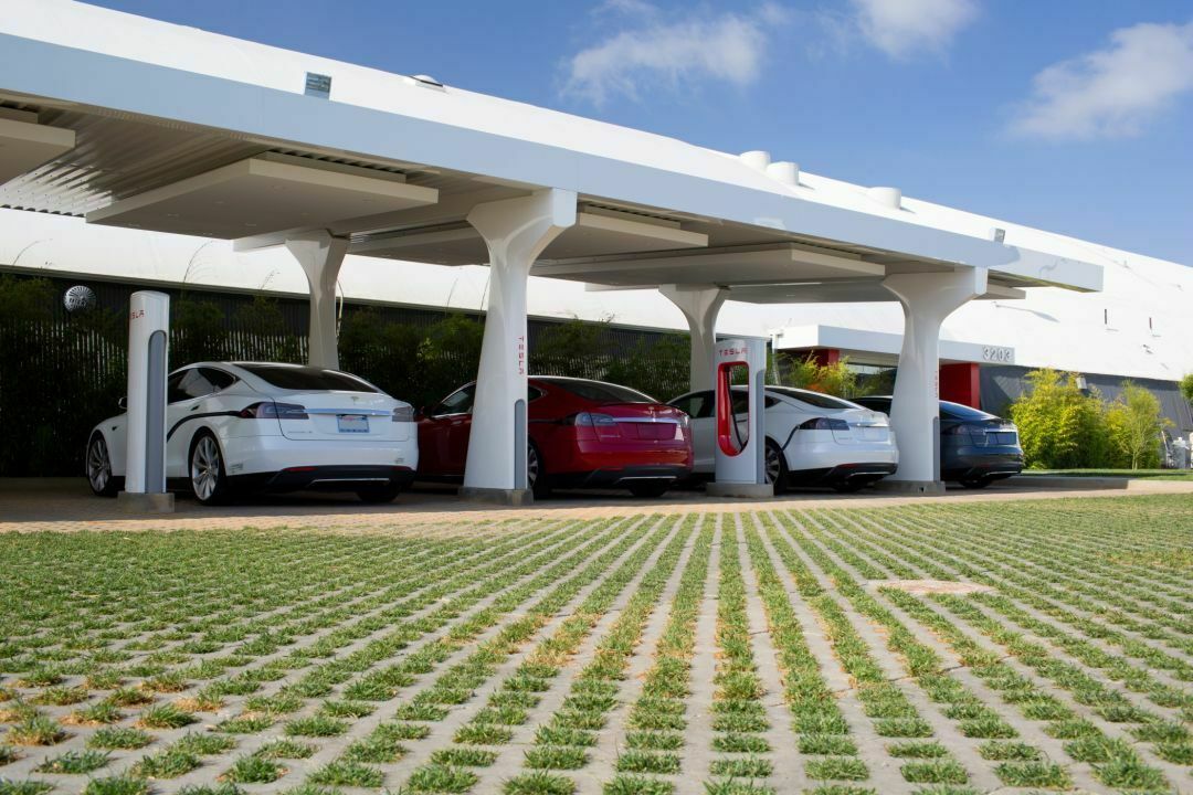 Tesla elektrifiziert die USA