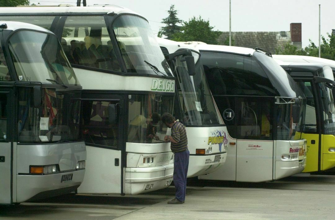 Busse und Lieferwagen sorgten im Mai für bessere Verkaufszahlen
