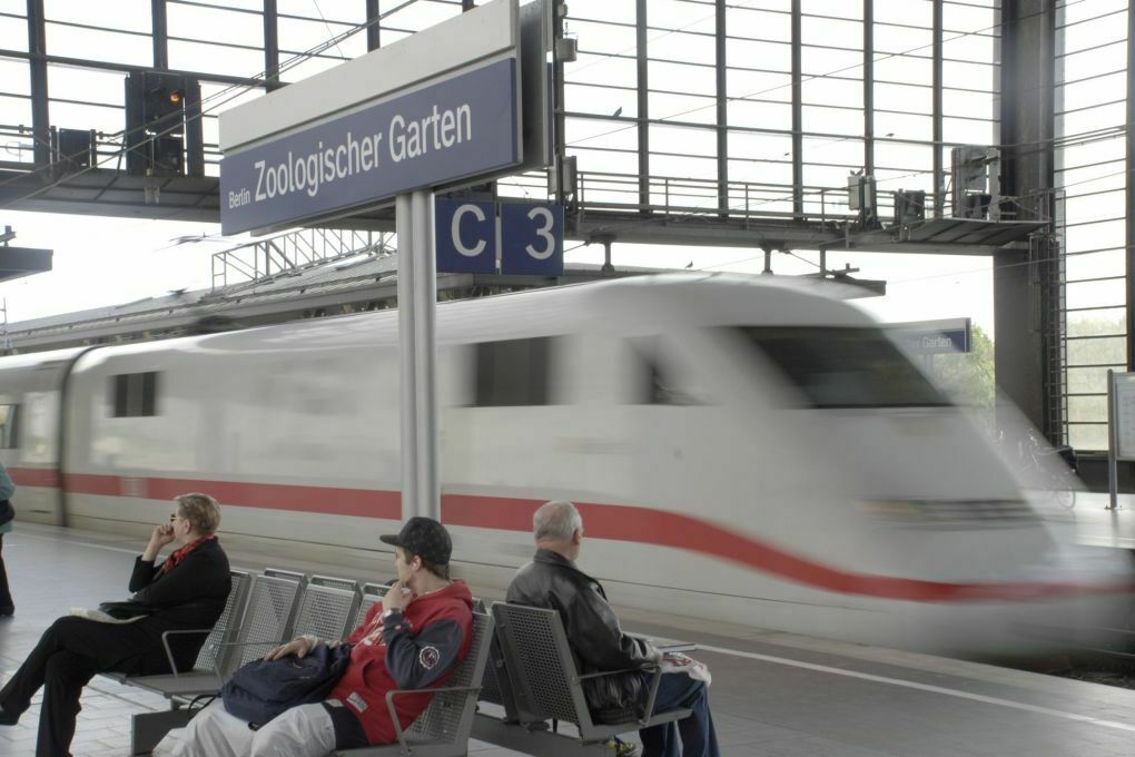 Fahrgäste haben bei Verspätungen ein Recht auf Entschädigung - das hat der Europäische Gerichtshof nun entschieden