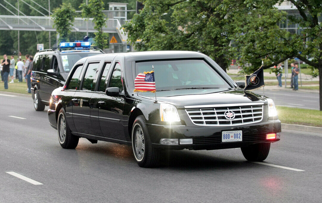 Immer eskortiert: Der Staats-Cadillac von US-Präsident Barack Obama.