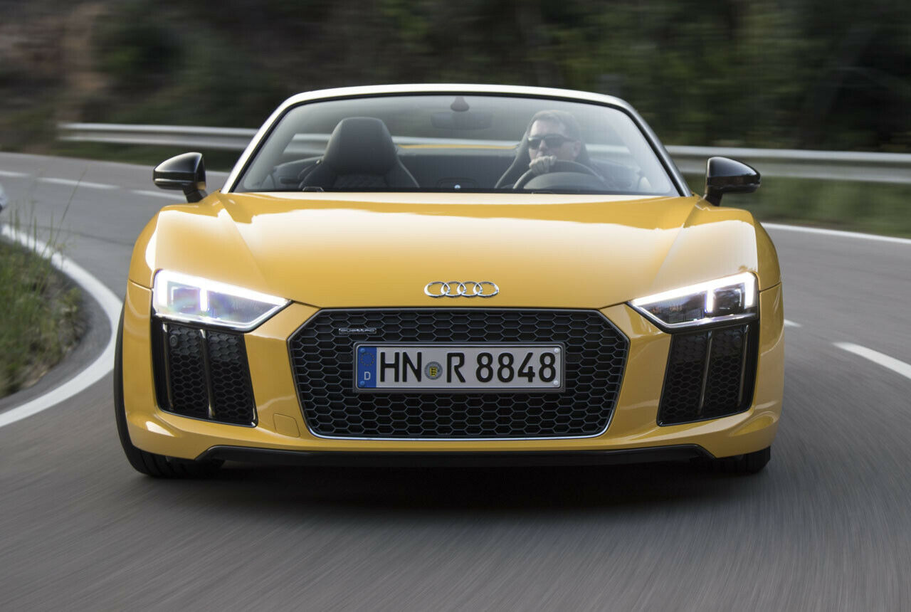 Der Audi teilt sich einen Großteil der Technik mit dem Konzernzwilling Lamborghini Huracan