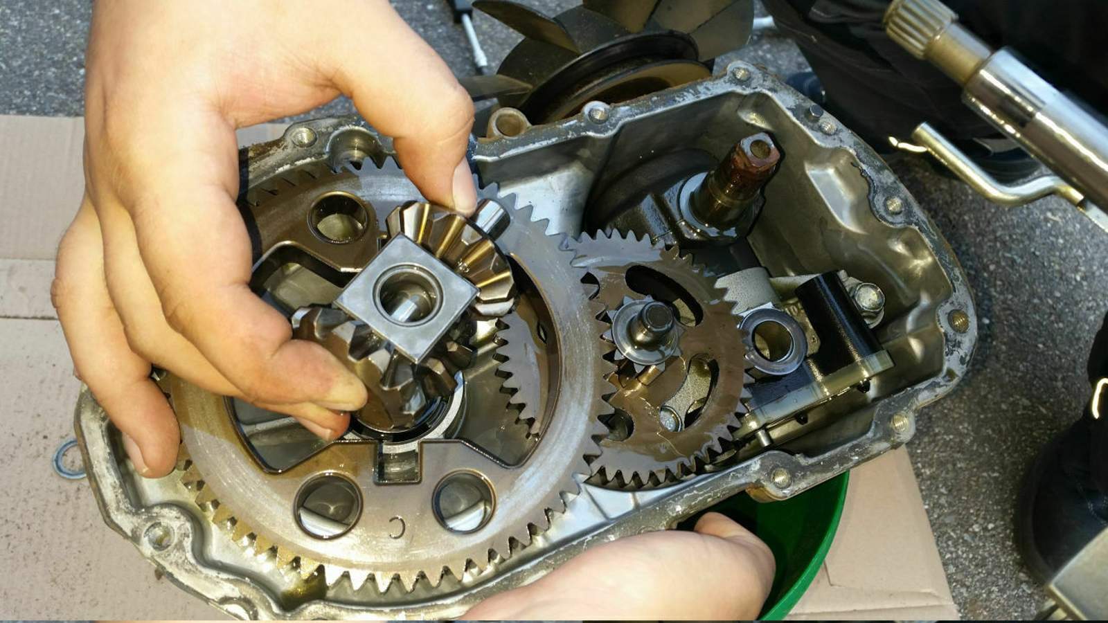 look clipless pedals KEO BLADE Carbon Power with Built-In Watt Meter, Single Sided Clipless, Ultra-Light, Aerodynamic, 9/16