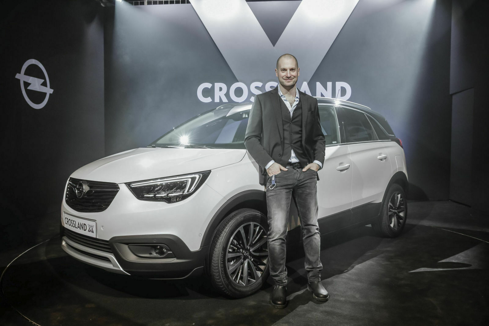 MOTOR-TALK Chefredakteur Timo Friedmann bei der Premiere des Opel Crossland X im Kraftwerk Berlin