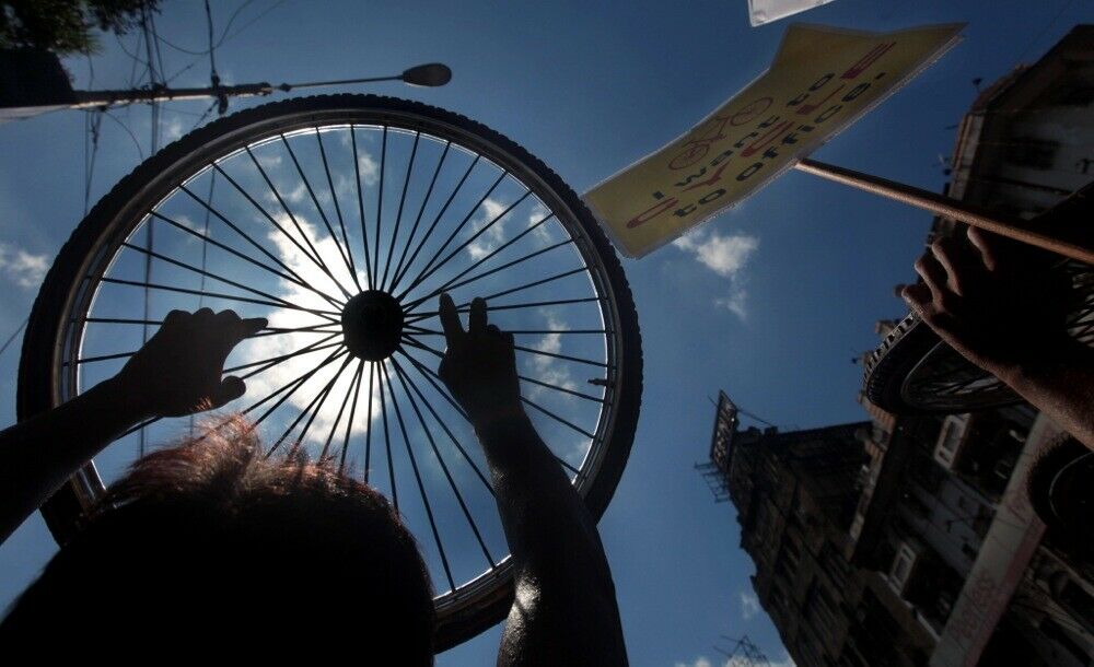 Ein neues Gesetz verbietet den Einwohnern von Kolkata das Nutzen ihrer Fahrräder