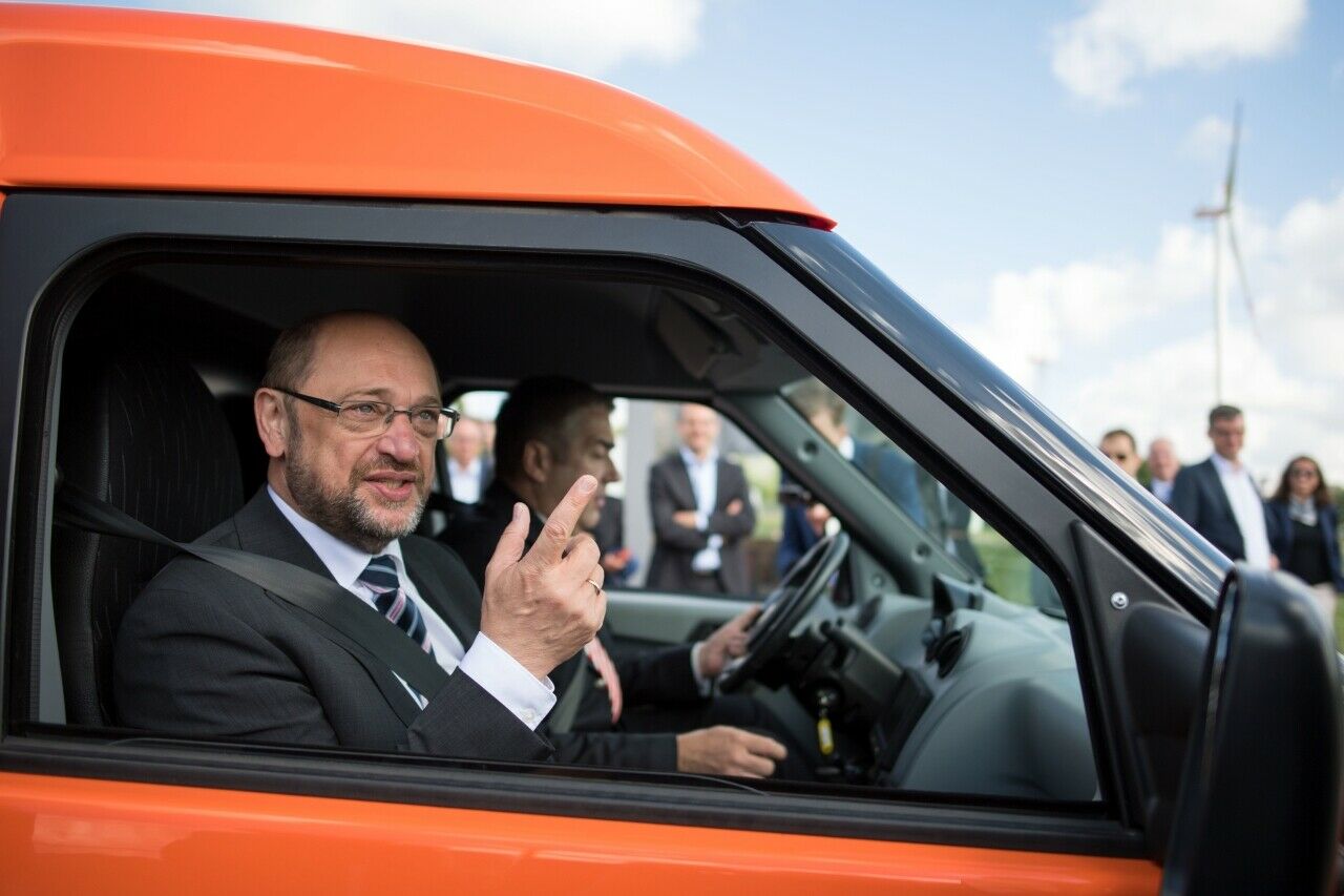 SPD-Kanzlerkandidat Martin Schulz zu Besuch beim Elektroauto-Hersteller Streetscooter