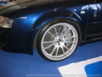 Der Audi bremst sicher top!