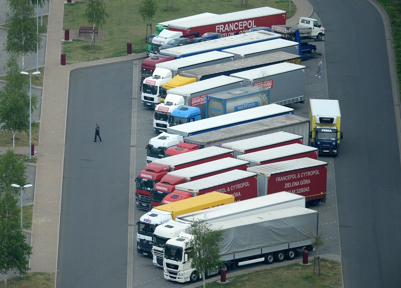 Für die Unfallaufnahme auf der Raststätte (Symbolfoto) am Haarberg wurde der Autobahnzubringer Erfurt-Ost zunächst gesperrt. Zwei Autofahrer wollten das nicht hinnehmen und durchbrachen die Absperrung