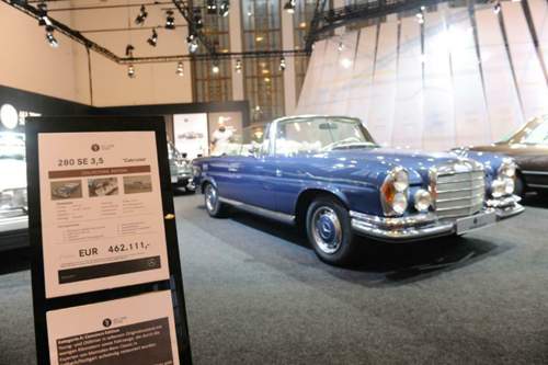 Ohne Achtzylinder wäre das "Cabriolet" mindestens 200.000 Euro billiger