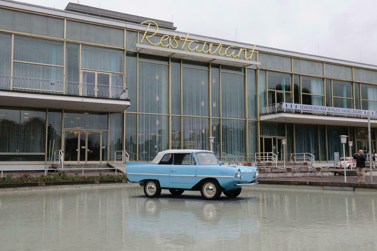 Einer der wenigen Exoten: Ein Amphicar...