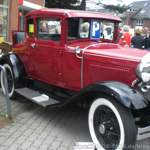 Ein Oldimer aus dem Bilderbuchie n