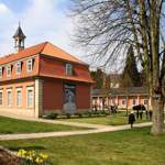 Romantik Bad Rehburg - das Gebäude-Ensemble mit Badehäusern und Wandelhalle