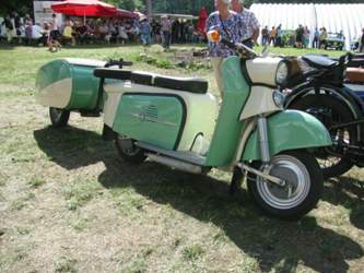 Motorroller-troll-1