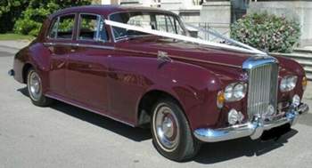 bei Bentley riecht Leder noch echt..!