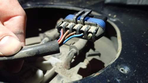 Opel Omega B Benzinpumpe Stecker