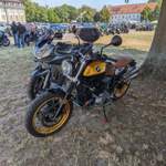BMW R nine T