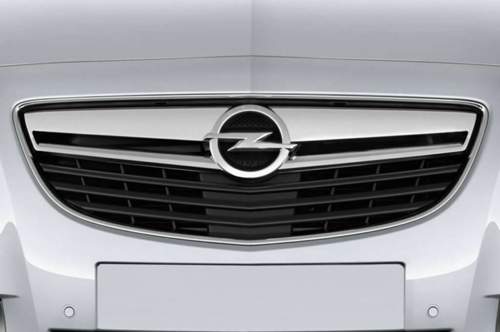 B-opel-insignia-limousine-2008-kuehlergrill-und-scheinwerfer-1194139