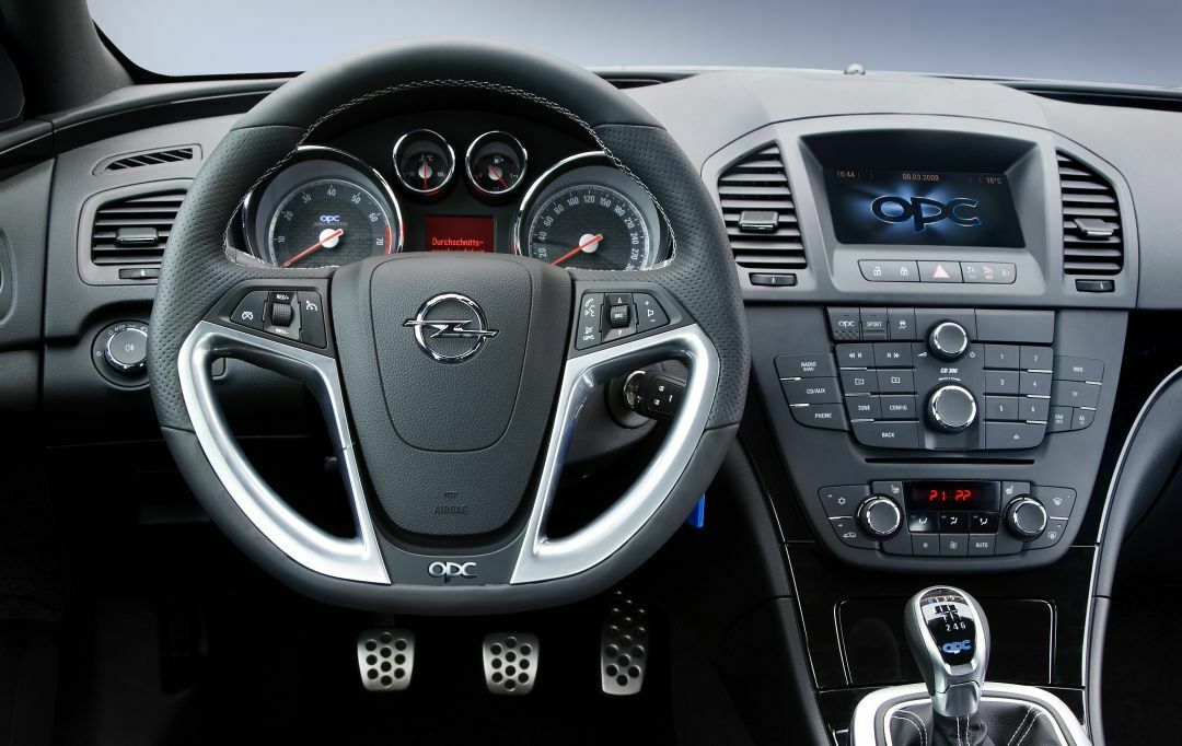 Opel Insignia OPC Cockpit