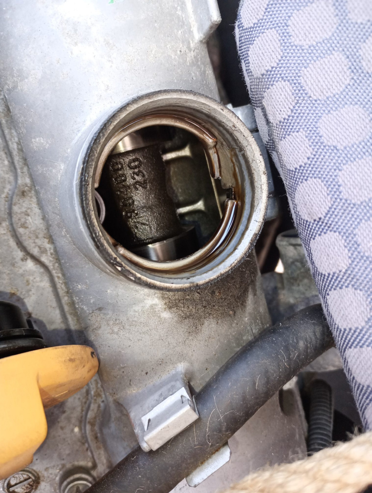 Opel Astra G cc 1.6 16 V Bj. 2003 Fehlermeldung Werkstattsymbol (Auto + Schraubenschlüssel)