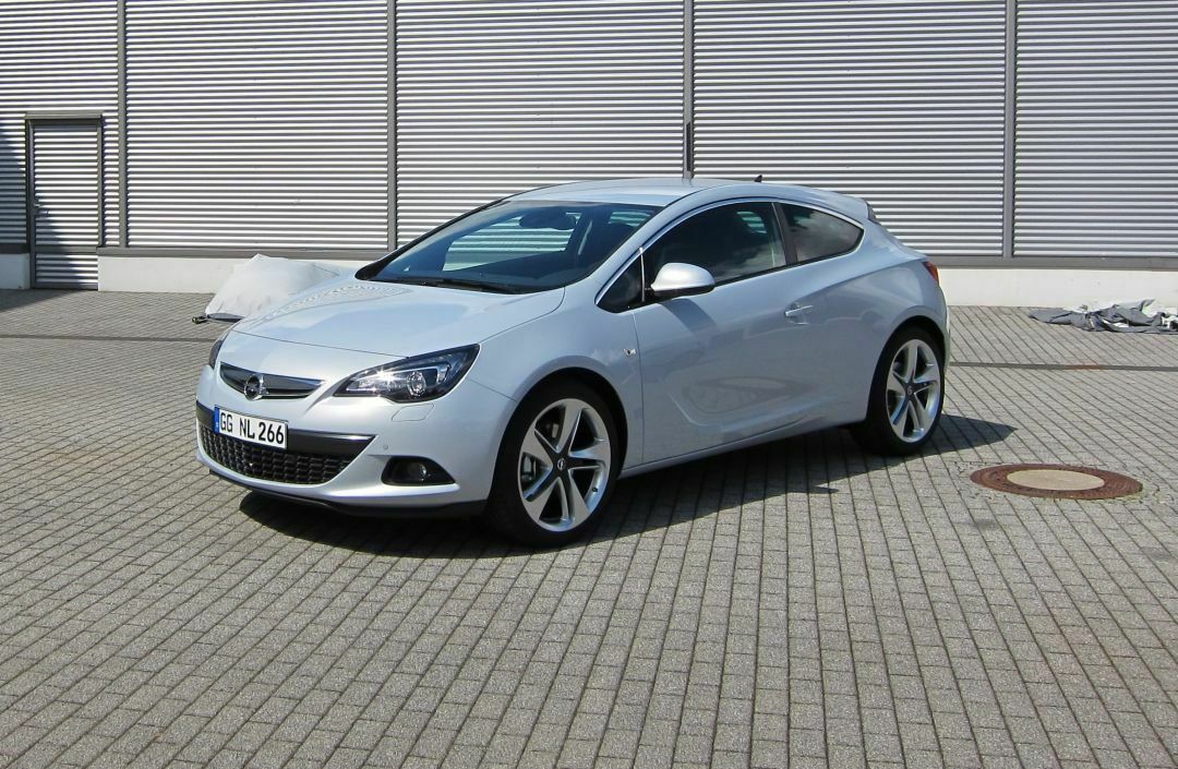 Opel Astra GTC