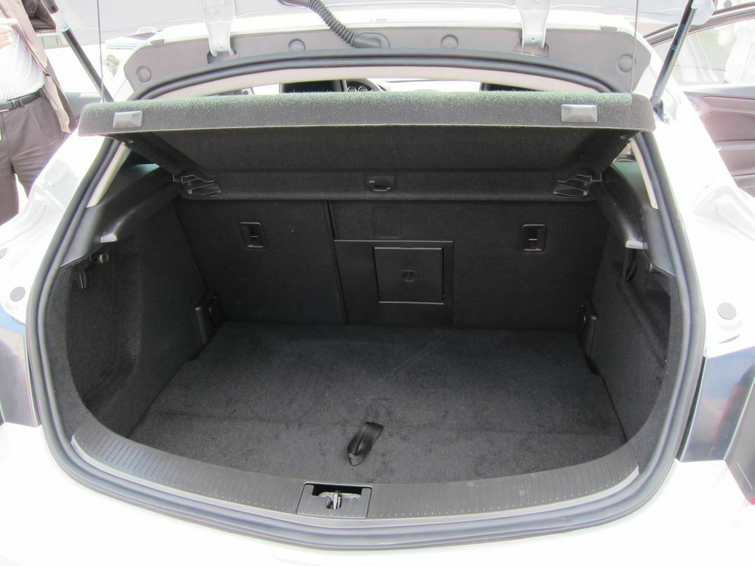 Opel Astra GTC Kofferraum