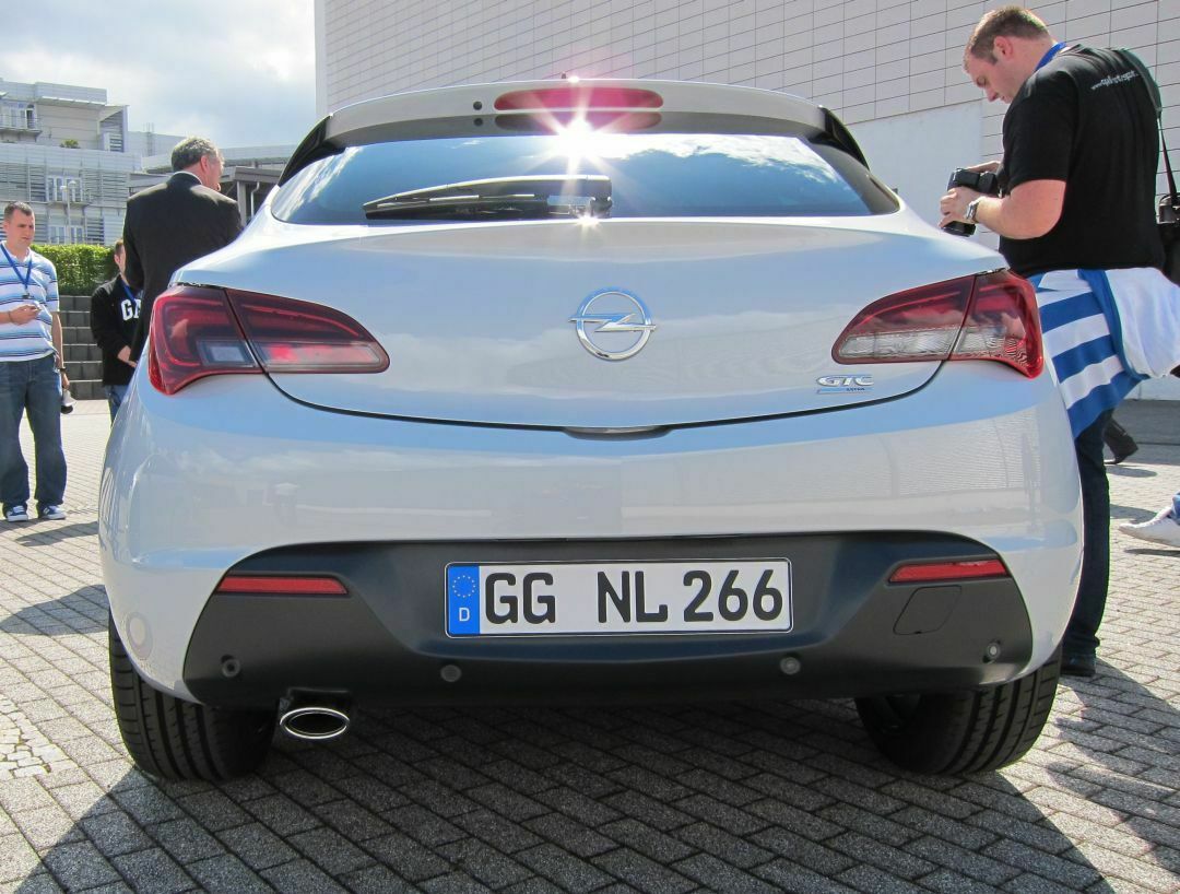 Rückansicht Opel Astra GTC
