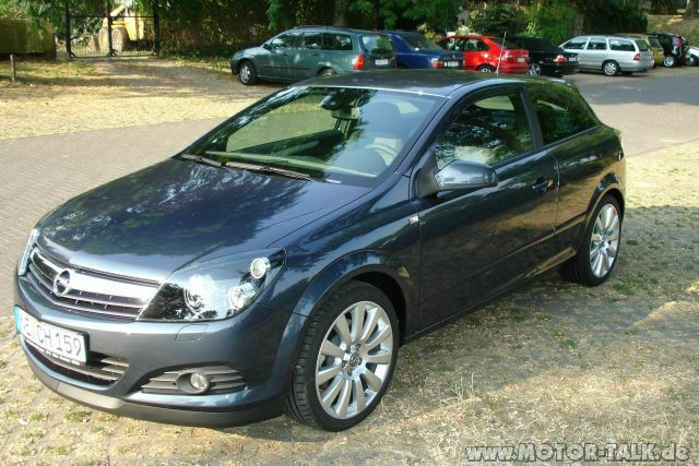 Opel Astra H 2.0 Turbo GTC Test