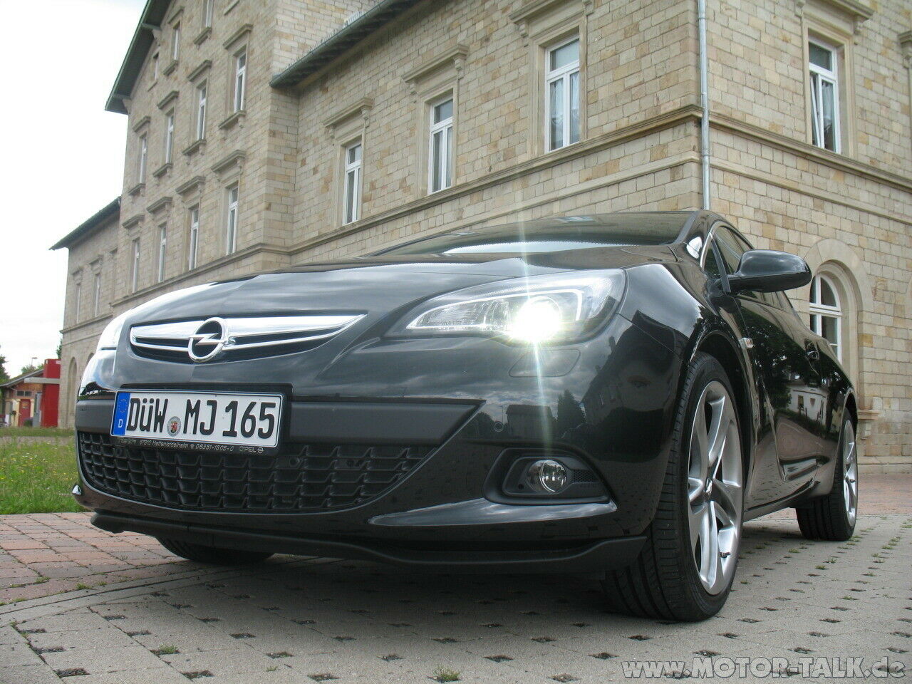 Opel Astra J GTC, Innovation 2.0 CDTI ecoFLEX Test