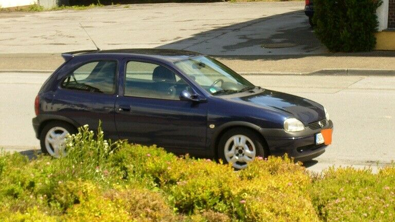 Opel Corsa B 2.0 16V Test