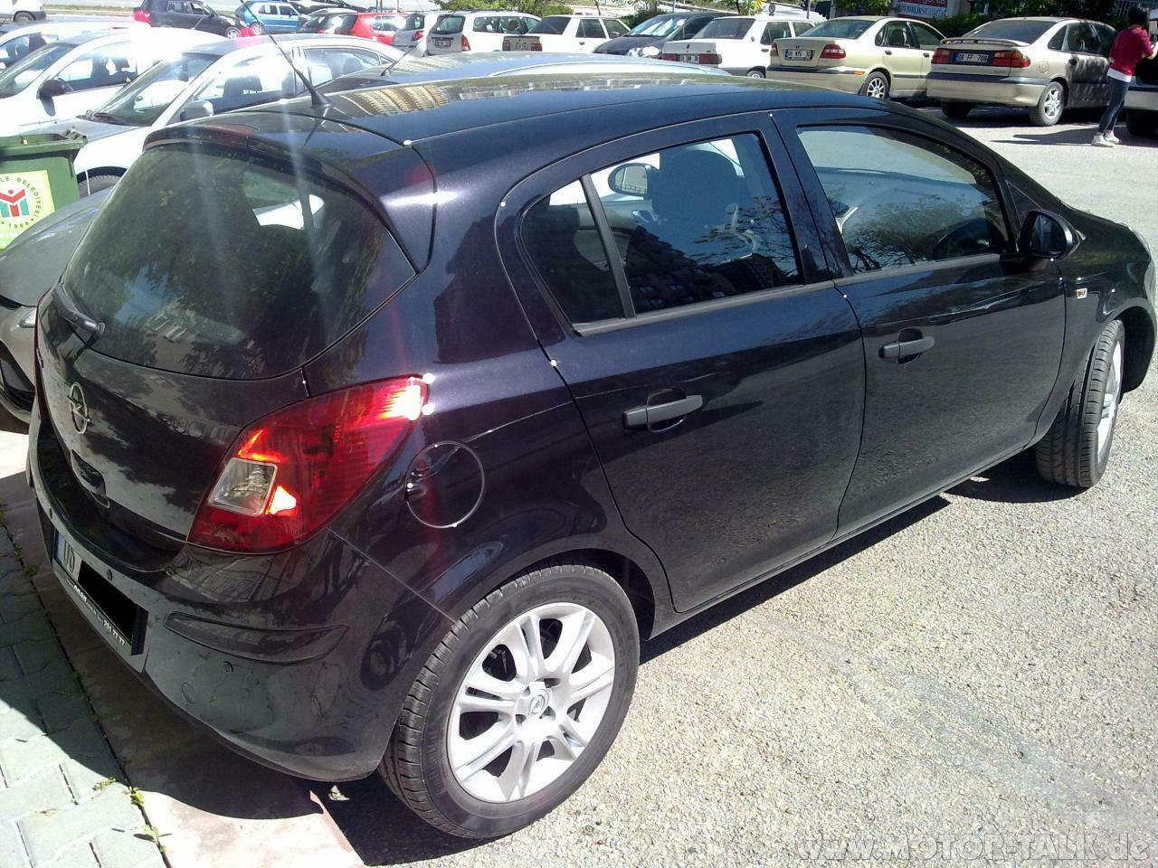 Opel Corsa D 1.2 Test